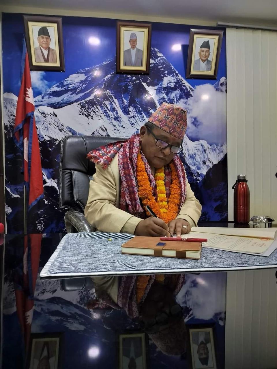 यो सरकार हटाइयो भने कोशी प्रदेश मध्यावधितर्फ जानसक्छ – प्रदीप कुमार सुनुवार