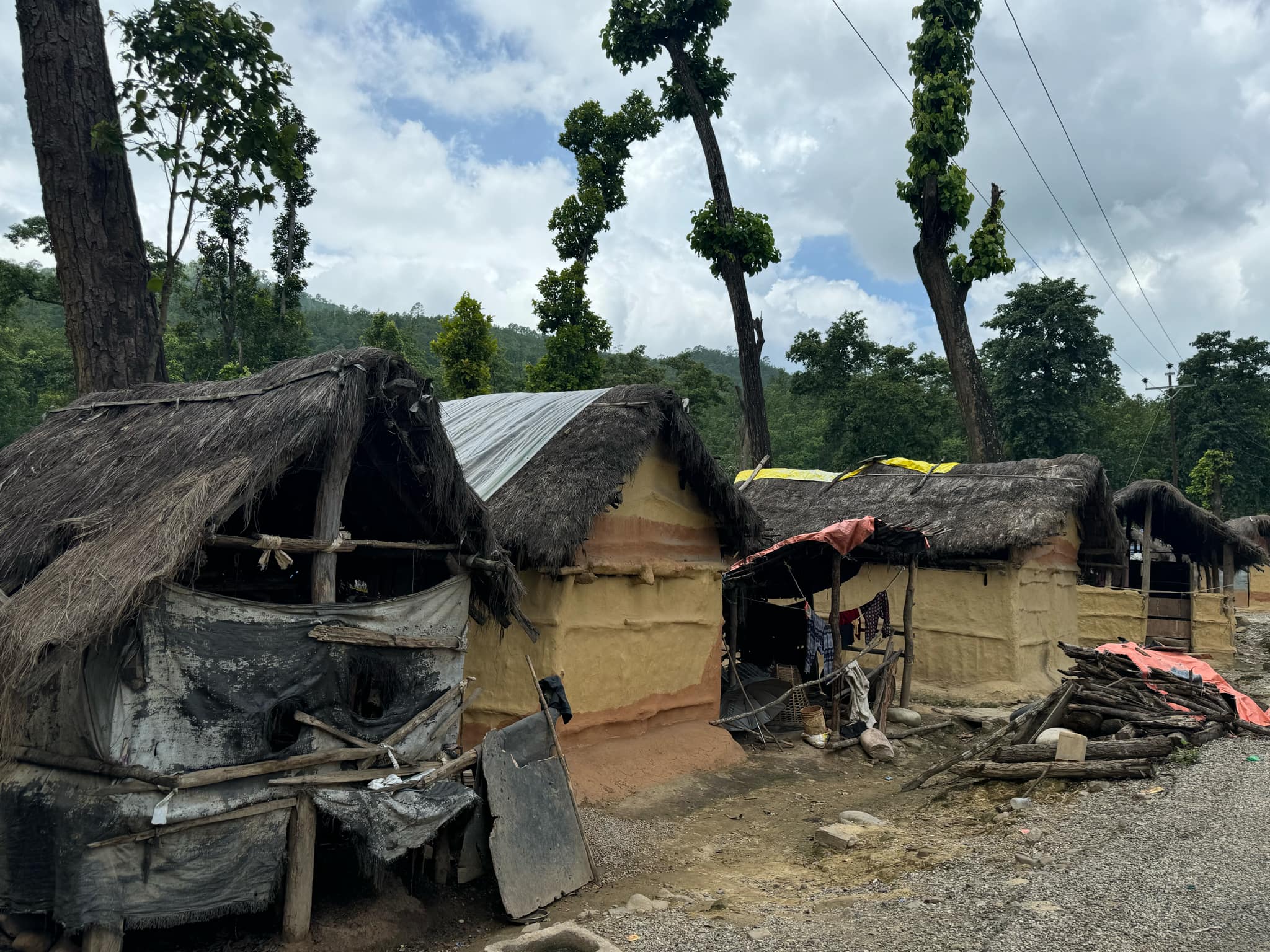 दशक देखि त्रासदीपूर्ण रात विताउन विवश गिरिघाटका दलित समुदाय