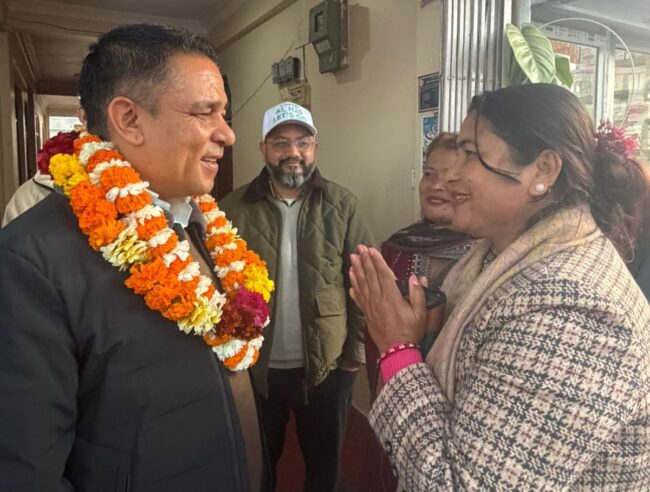 सुर्खेतबाट सुरु भयो काफ्लेको पश्चिम अभियान : ‘रुख र चार तारा’को रक्षाका लागि मैदानमा